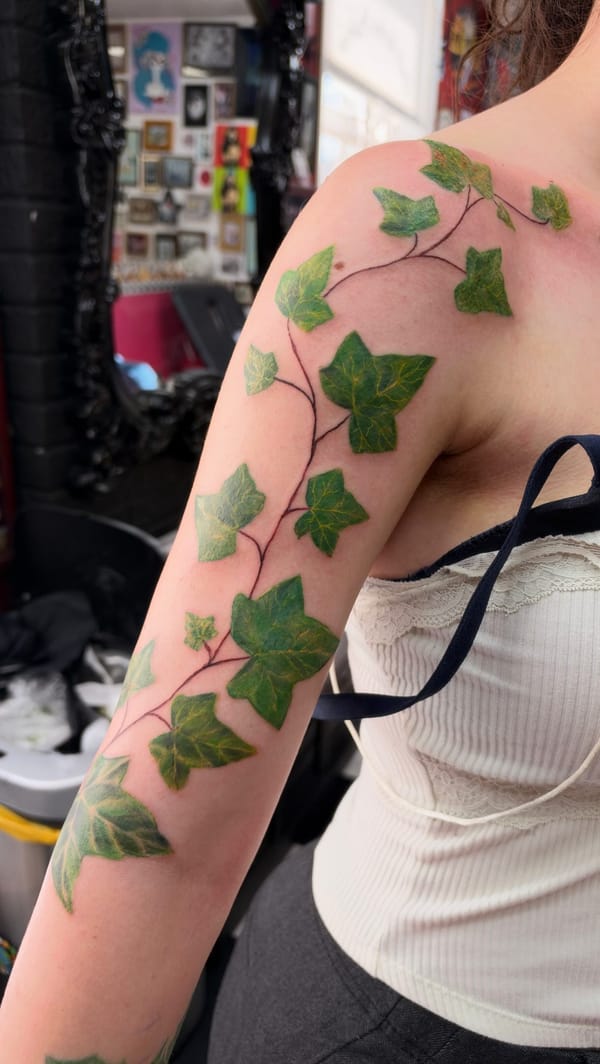 Red's Tattoo Parlour